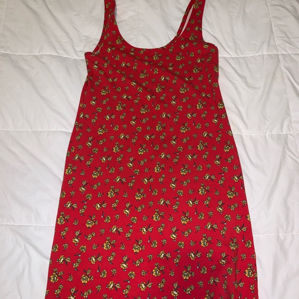 Red flower bodycon dress